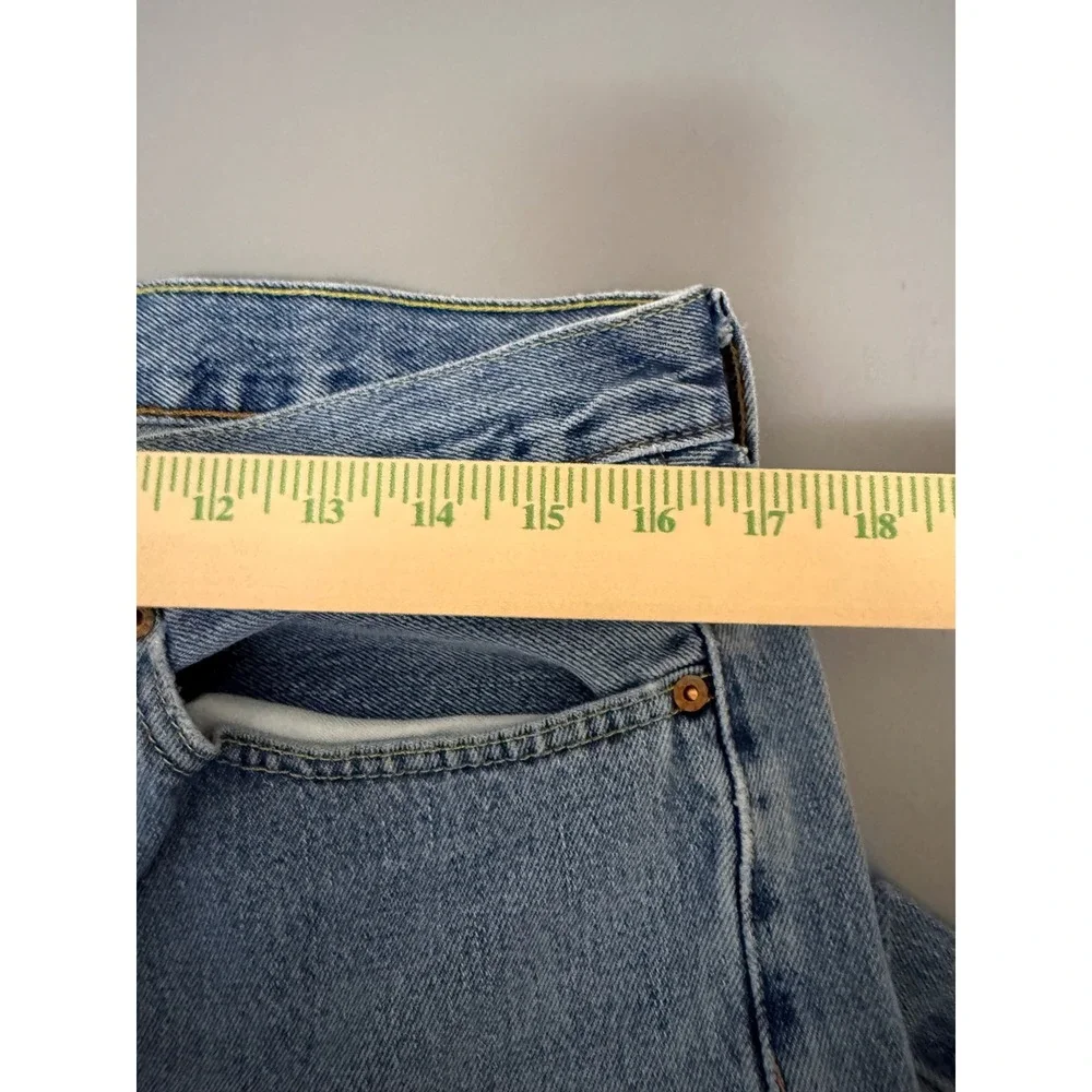 Levis 505 Regular Fit Straight Leg Light Wash Denim Jeans Mens 34x29 Blue